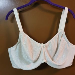 Chantelle 42DDD Beige underwire bra.